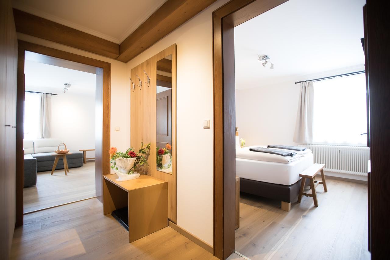 Hotel Moserwirt Бад Гоисерн Экстерьер фото